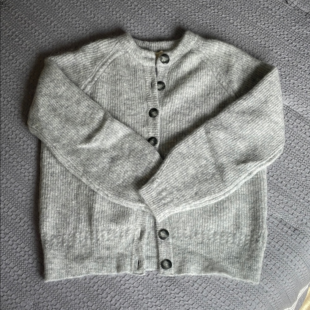 Sézane Othello Gray Button-Up Cardigan